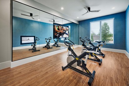 24-hour Spin and Yoga Studio with a virtual trainer