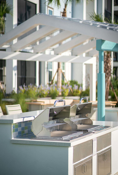 Camden Clearwater apartments outdoor bbq grills