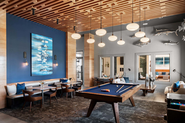 Camden Clearwater apartments indoor resident lounge