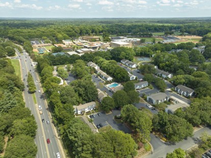 East View of Camden Foxcroft in Charlotte, North Carolina