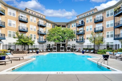 Camden Monument Resort Style Pool