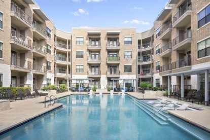 Resort-style pool and sundeck at Camden Lamar Heights 