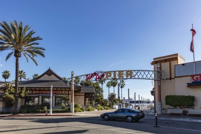 Neighborhood pier