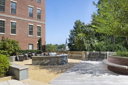 Barbeque and outdoor dining area at the towers