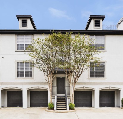 Townhome entrance at Camden Midtown Apartments in Houston, TX