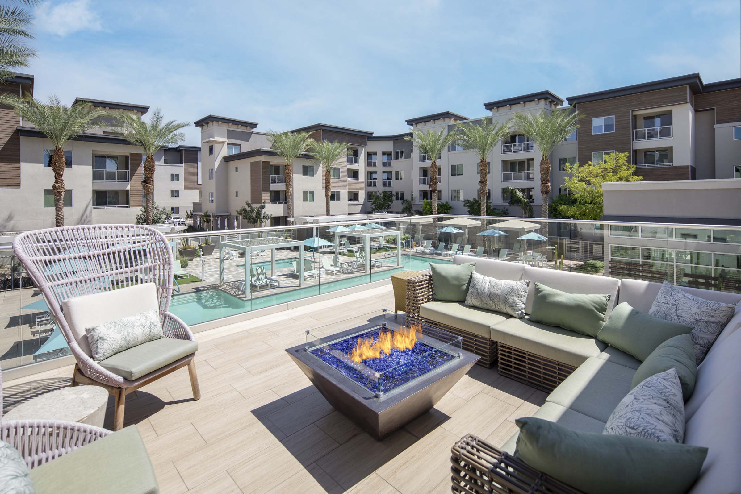 camden north end apartments scottsdale az terrace rooftop with fireplace and seating