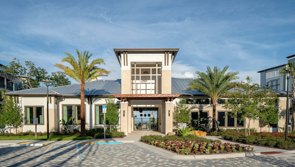 camden clearwater apartments clubhouse exterior