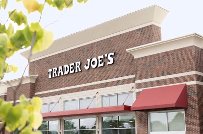 Nearby Trader Joe's close to Camden Franklin Park