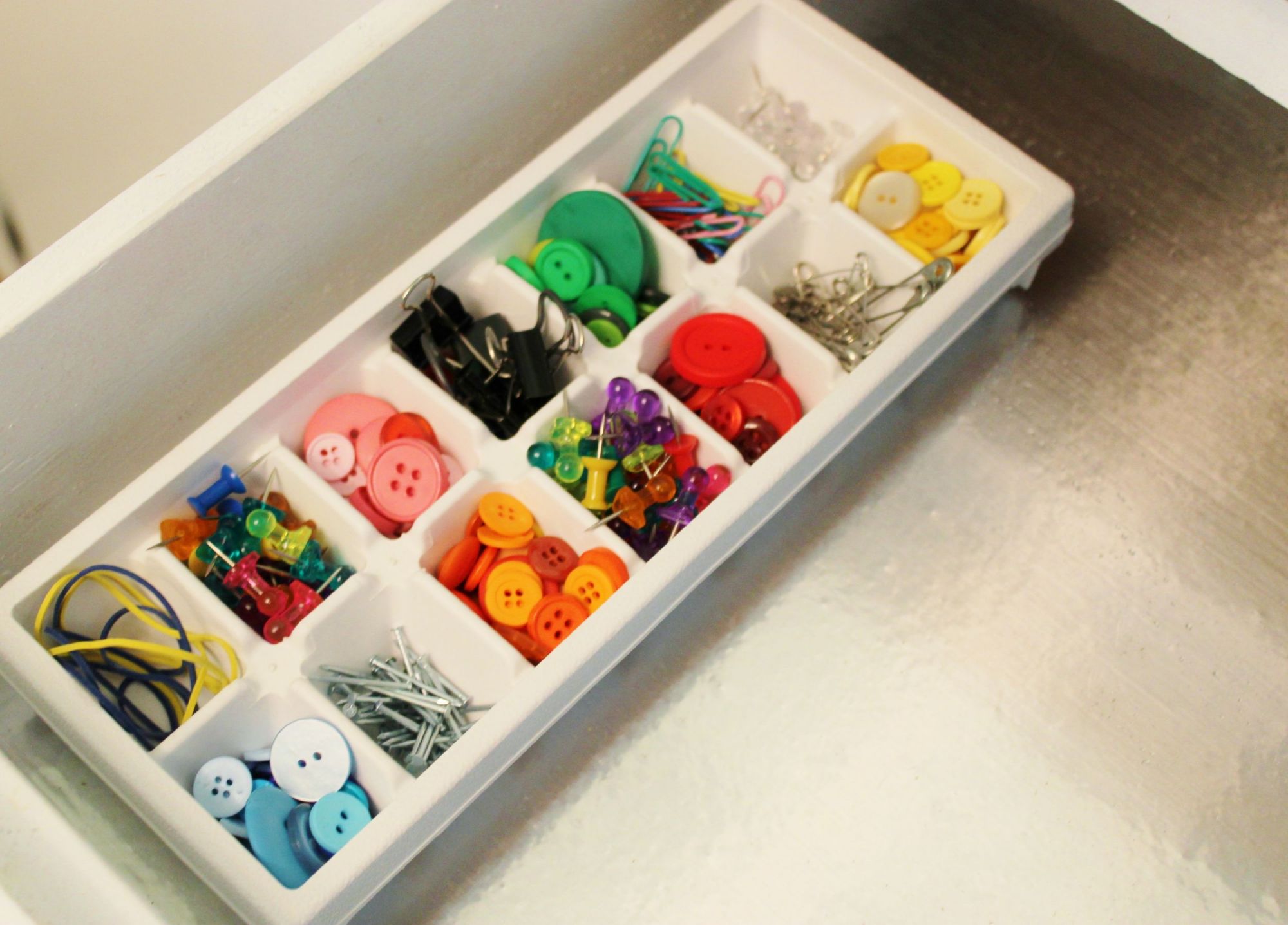 10 Household Item Swaps to Declutter Your Apartment