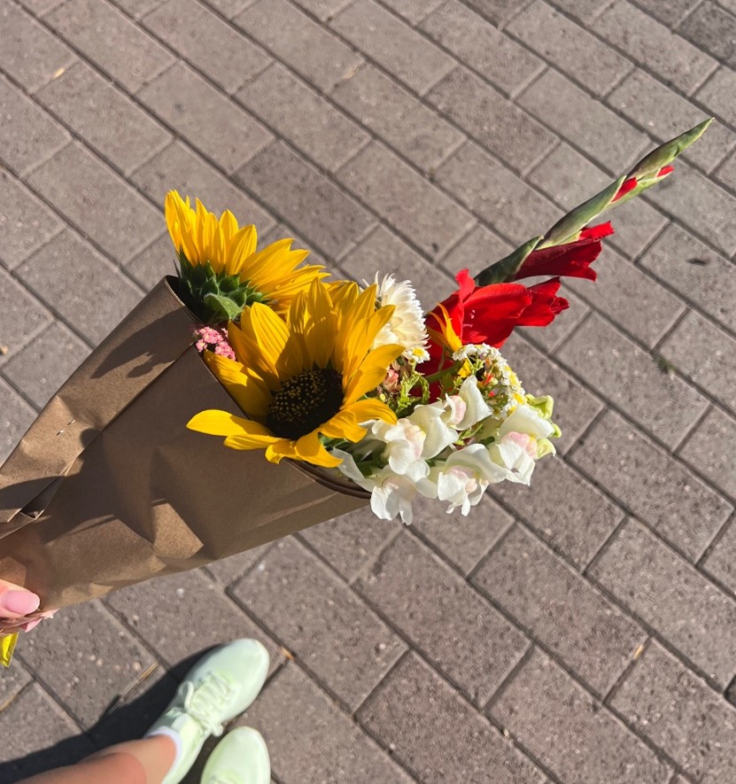 Farmers market flowers taken by Jill Reich