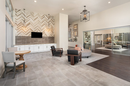 Resident lounge with WiFi at Camden McGowen Station apartments in Houston, TX