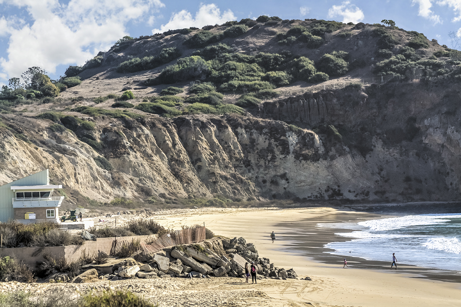 Camden-Sea-Palms-Apartments-Costa-Mesa-California-Pacific-Coast-Beach