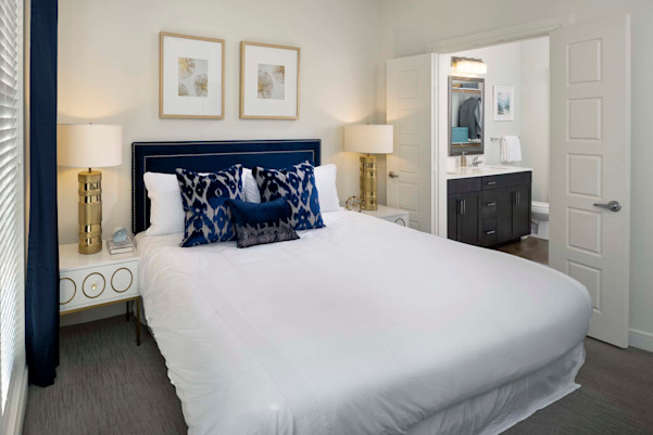Flats Townhome bedroom with ensuite