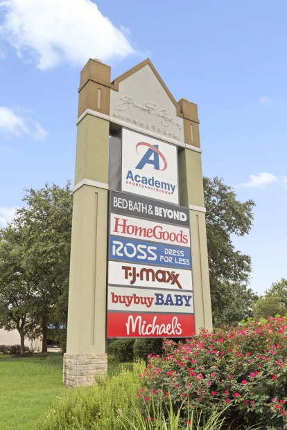 Local shopping at Sunset Valley Marketplace near Camden Shadow Brook apartments in Austin, TX