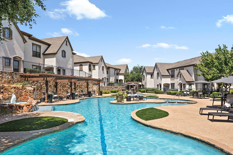 Life at Camden Brushy Creek