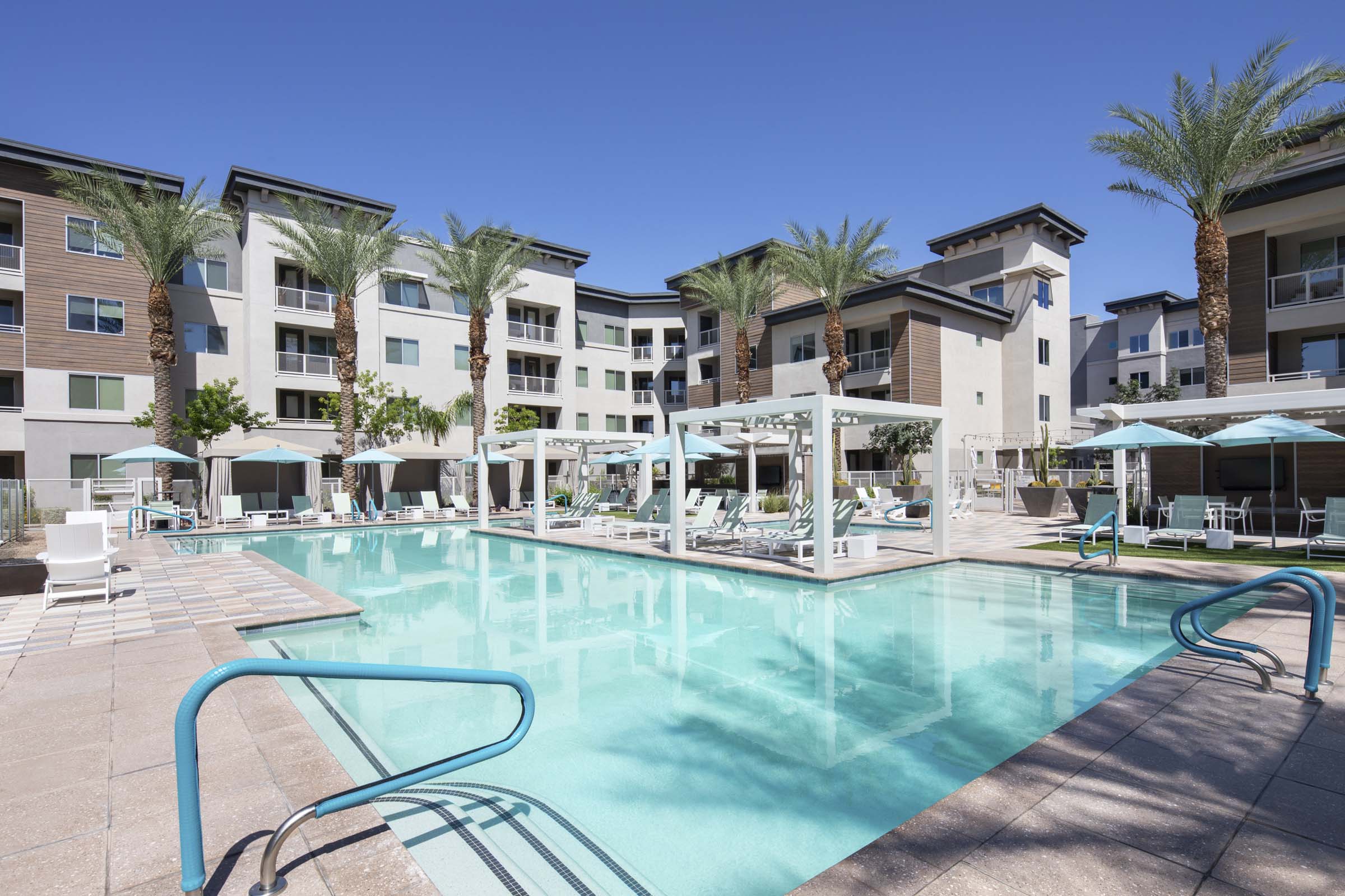 camden north end apartments scottsdale az pool and cabanas