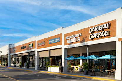 Dining options at Park Road Shopping Center near Camden Dilworth in Charlotte, NC
