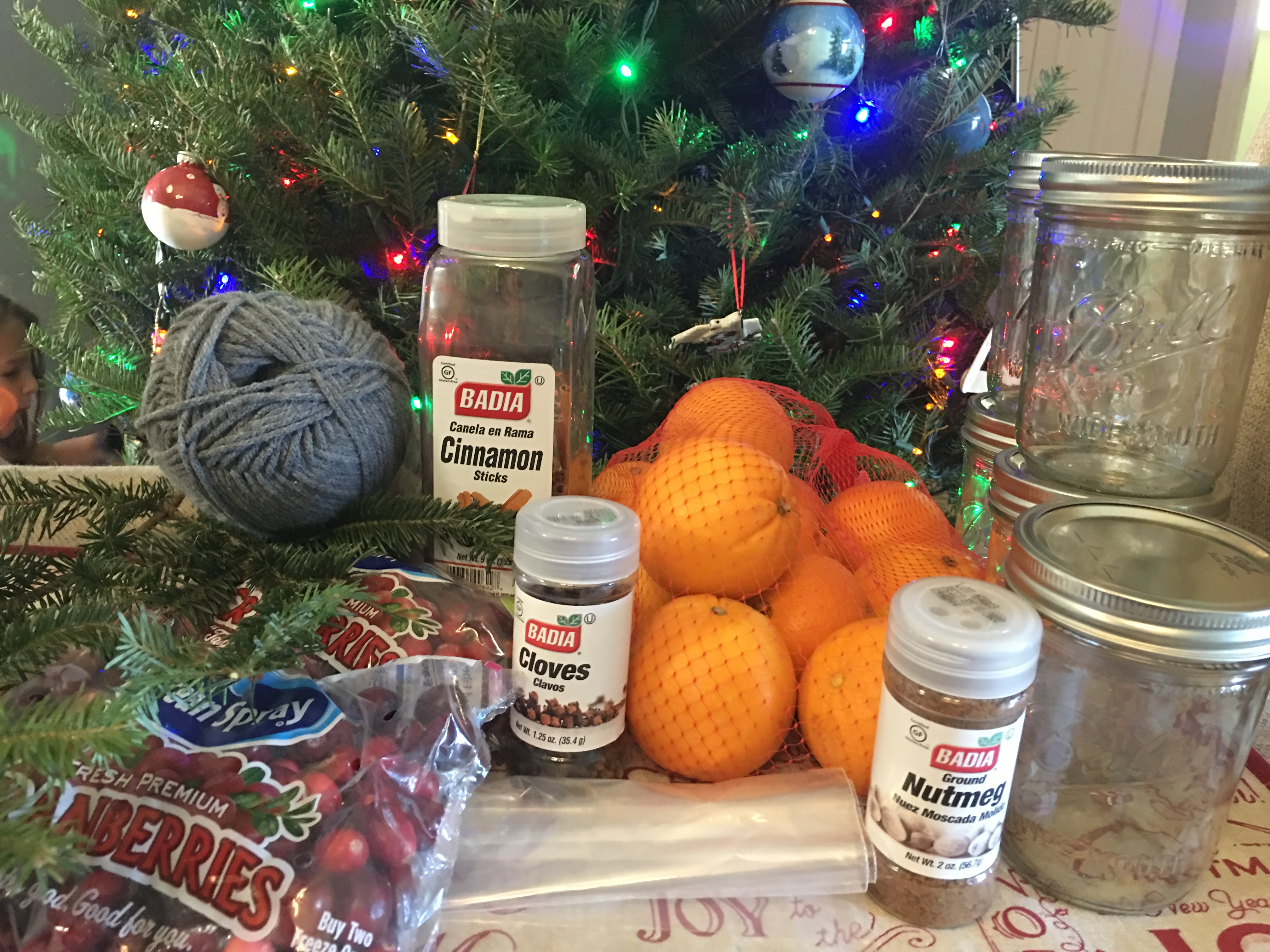 Cheap DIY Gift Easy Holiday Potpourri Jars Supplies