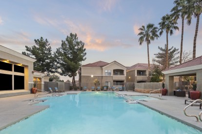 Camden Pecos Ranch Apartments Chandler Arizona Pool 