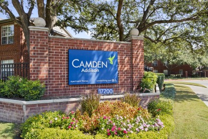Camden Addison entry sign