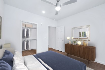Contemporary Style Bedroom