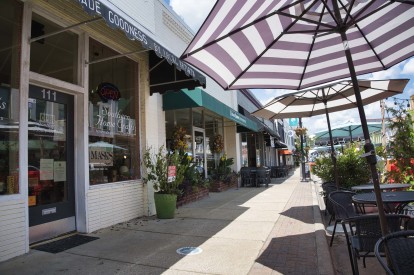 Southern Home Crafts in Downtown Apex
