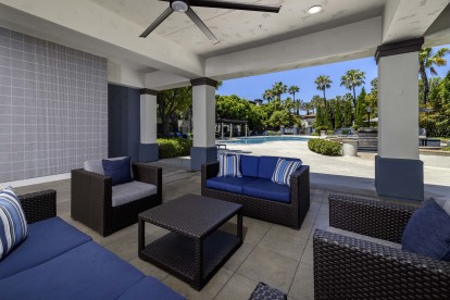 camden landmark apartments ontario ca outdoor lounge area