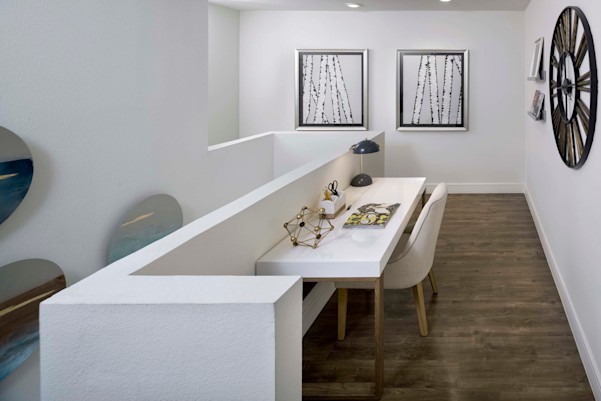 Flats Townhome flex space