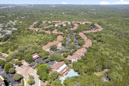 Aerial view of Camden Gaines Ranch community and surrounding greenbelt
