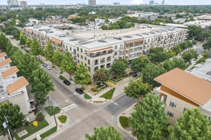 Aerial view of community looking toward Knox-Henderson.