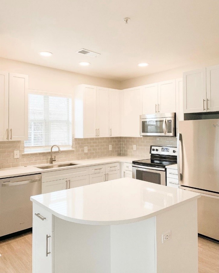 Open-concept kitchen at Camden Dilworth. 