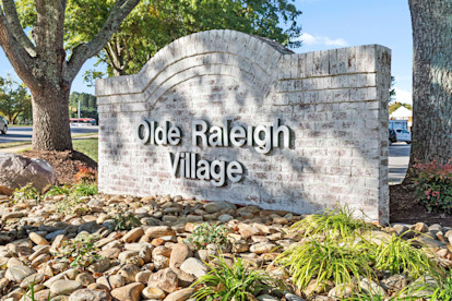 Camden Asbury Village Apartments Raleigh NC Neighborhood Olde Raleigh Village Shopping Center