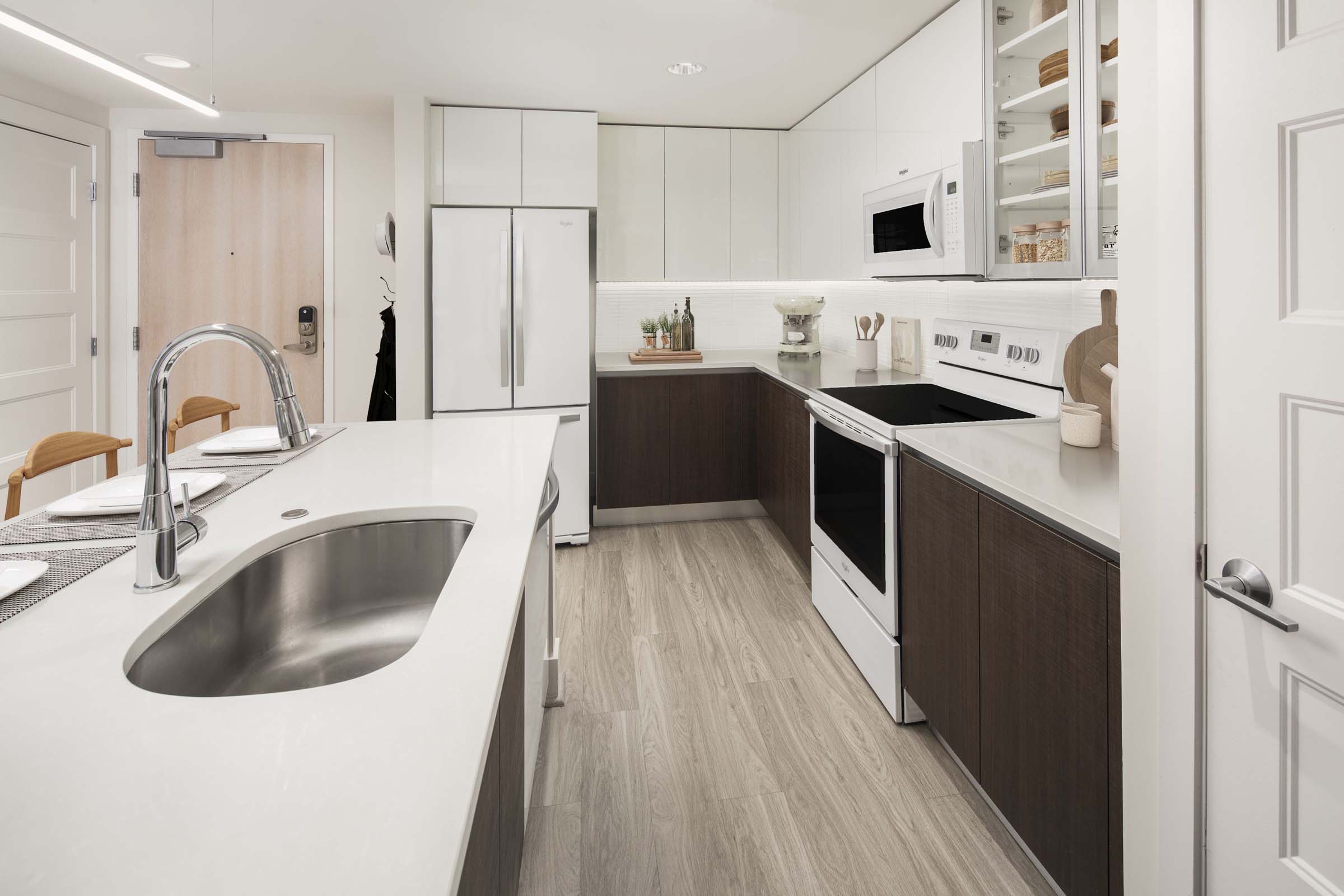 Contemporary style kitchen at Camden NoMa apartments in Washington, D.C.