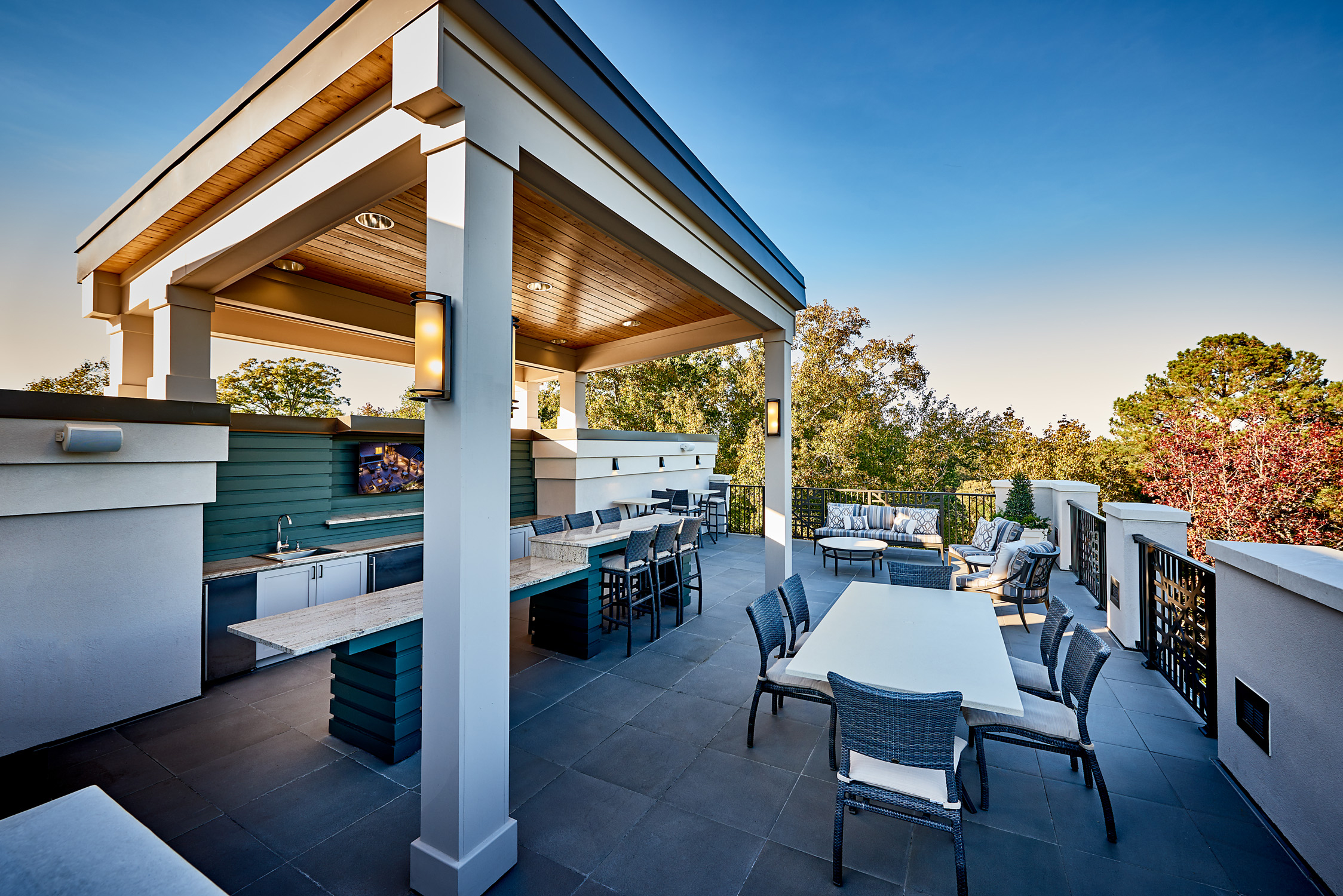 Camden Carolinian Rooftop Lounge