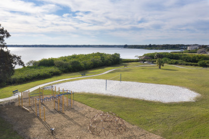 Outdoor recreation activities at R E Olds Park in Oldsmar, FL near Camden Bay, Camden Montague, and Camden Westchase Park