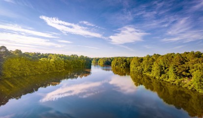 Nearby lake lynn