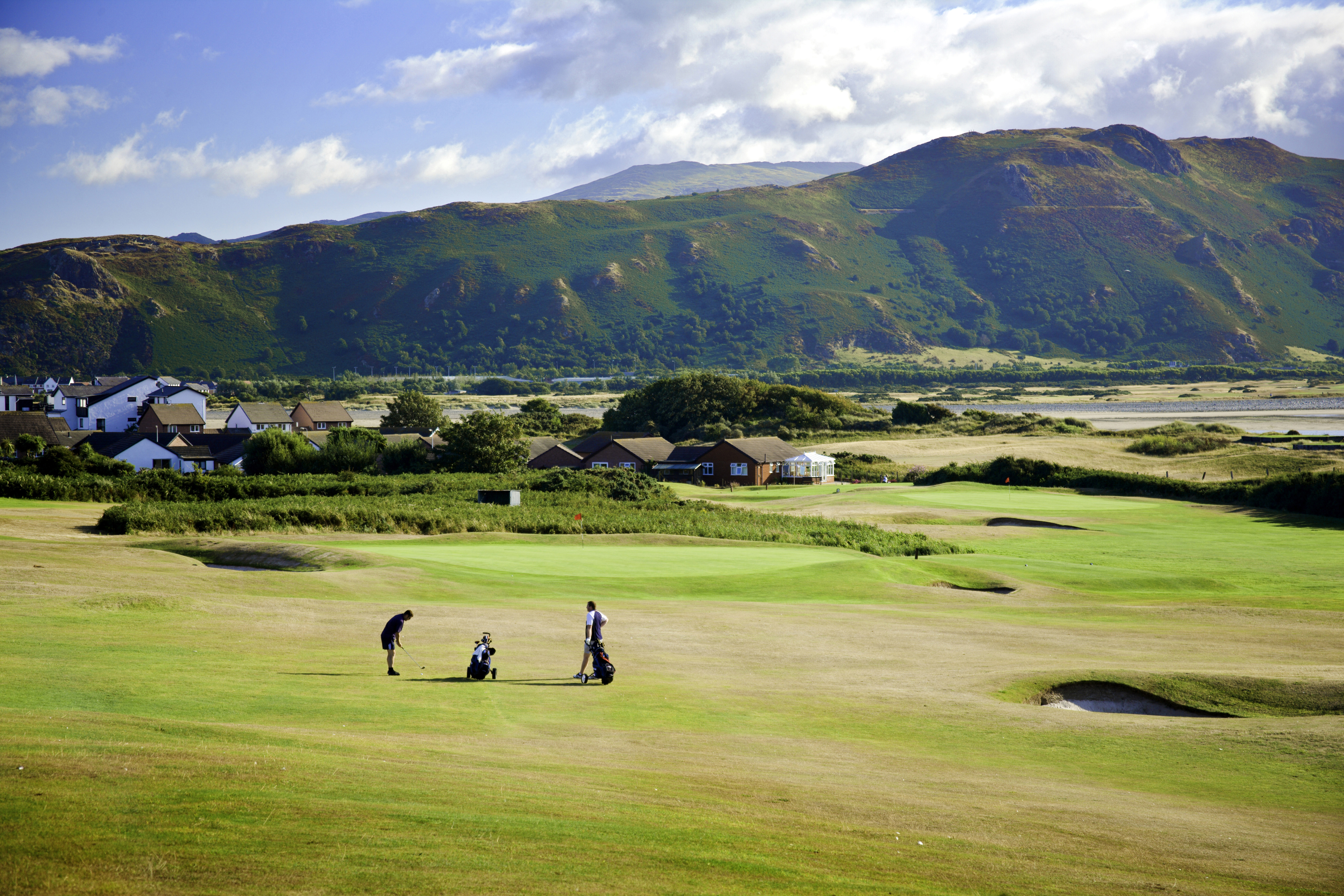 Golf in Llandudno, Anglesey Golf Courses from £89