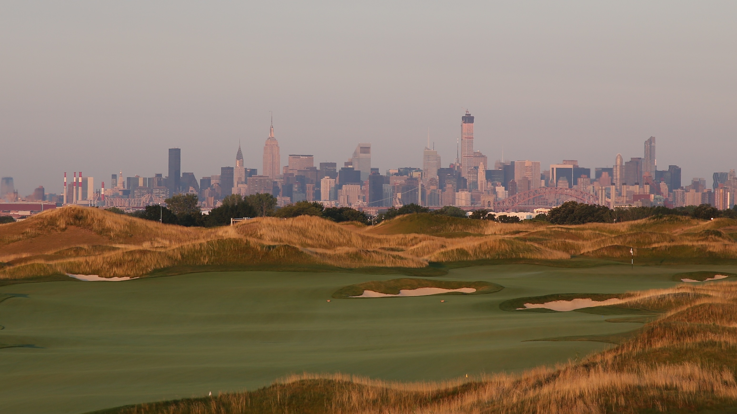 Trump Golf Links at Ferry Point, New York