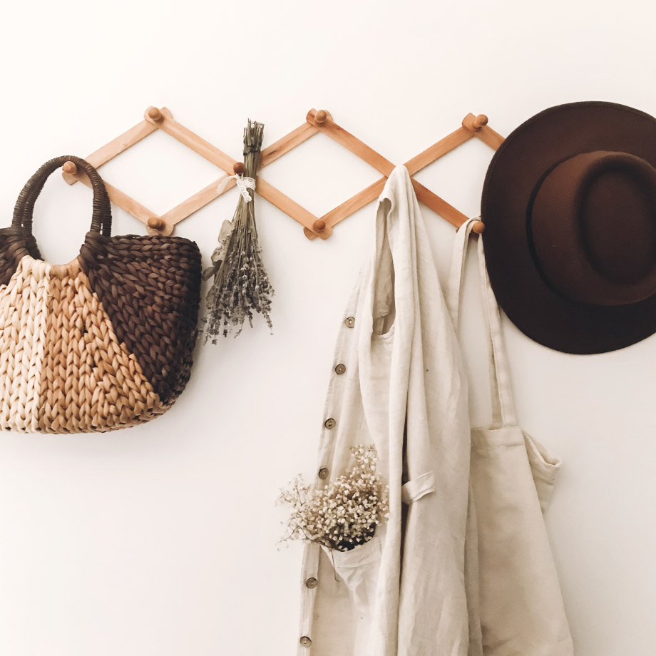 Möbel, Klamotten und mehr