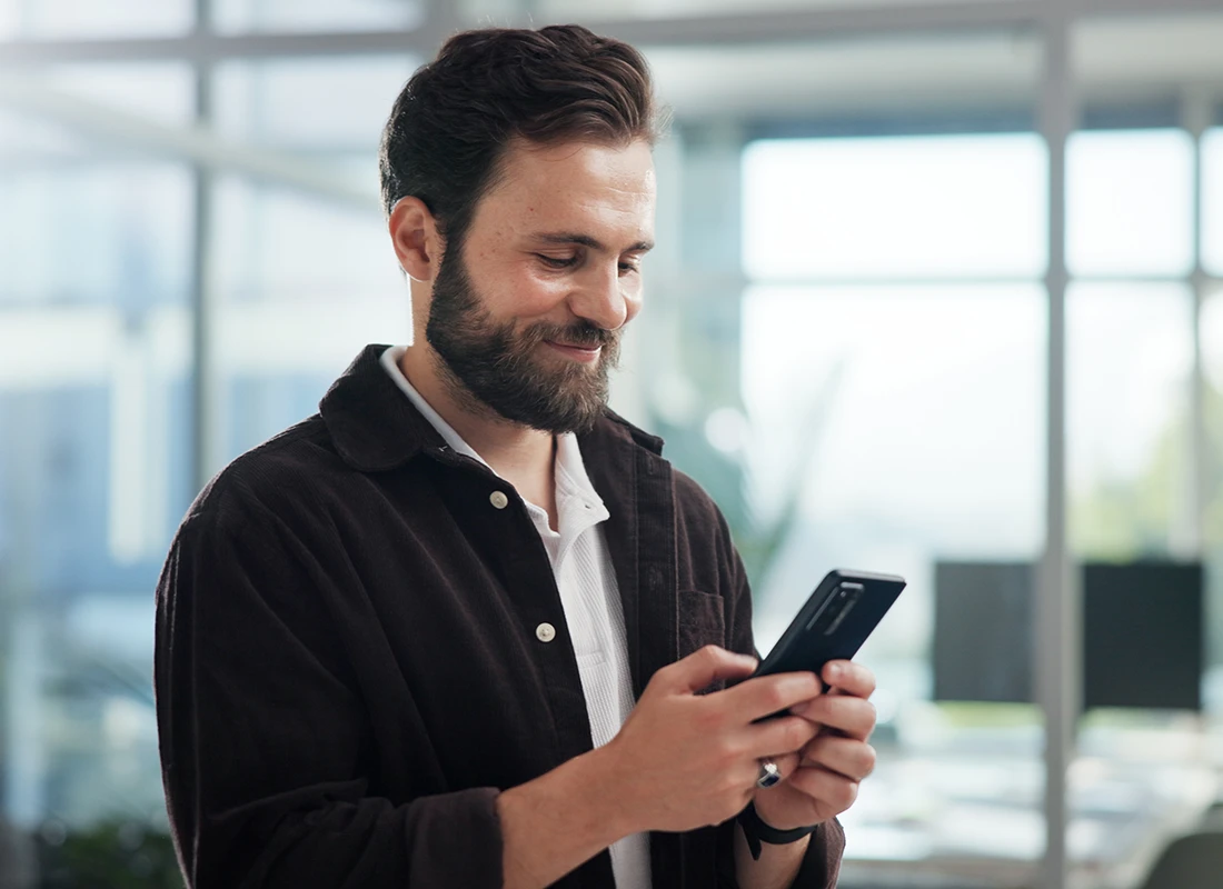 5G Network Deployment: Monetization, Policy, and Migration