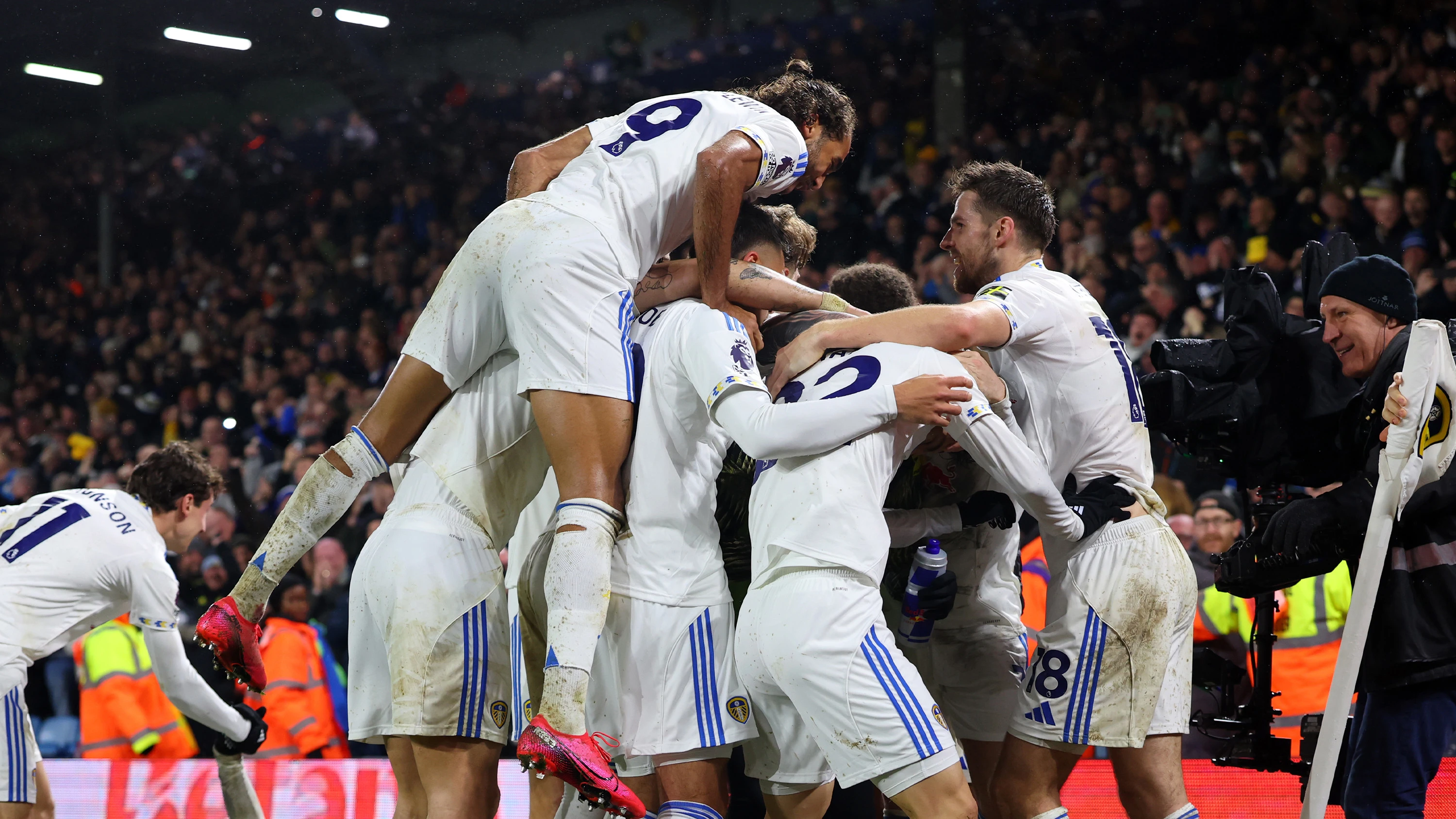 Leeds Liverpool Players Celebration