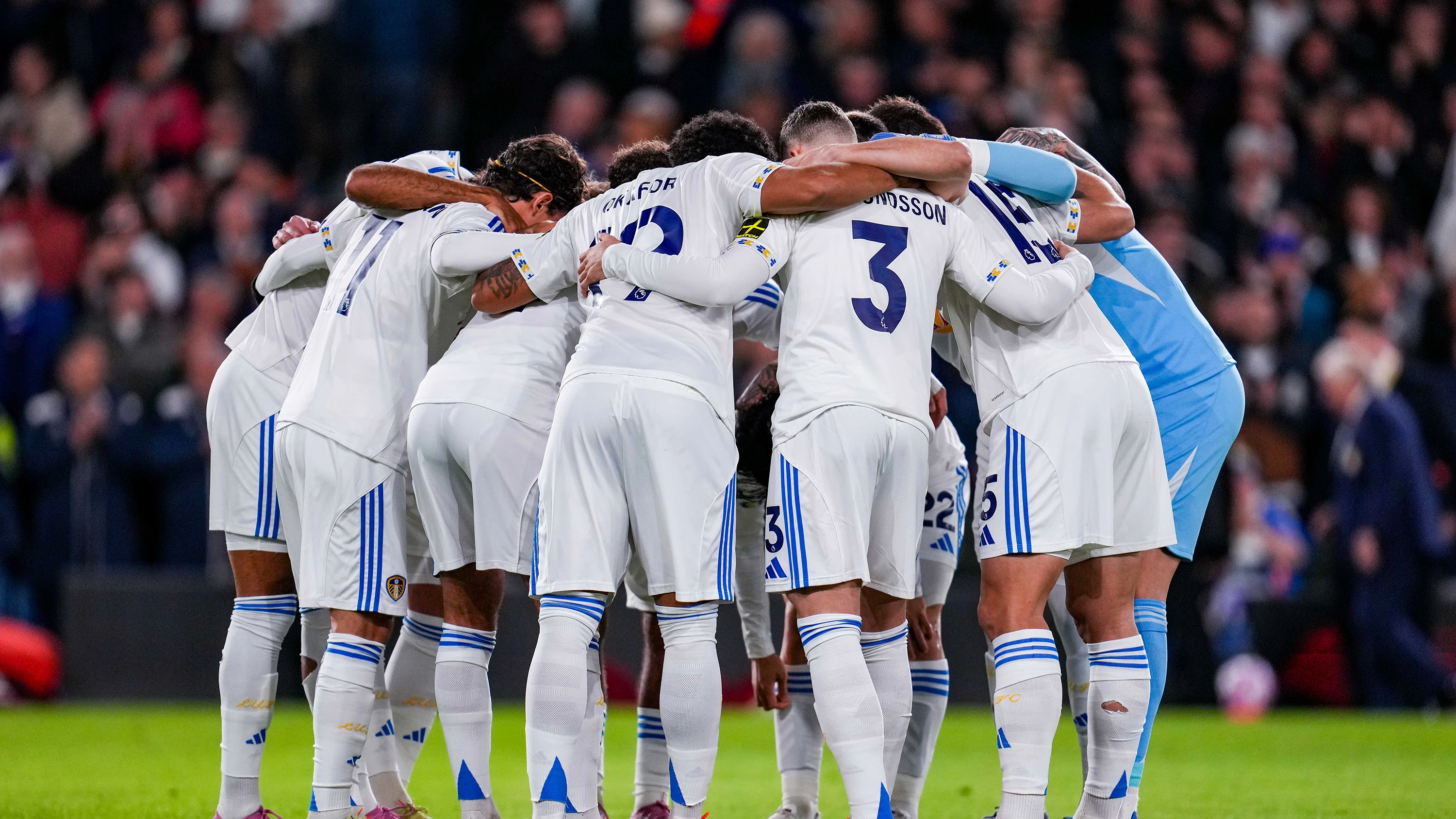 Leeds United West Ham Huddle