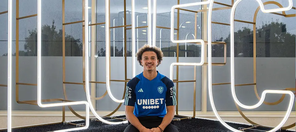 Ethan Ampadu Web 3.jpg