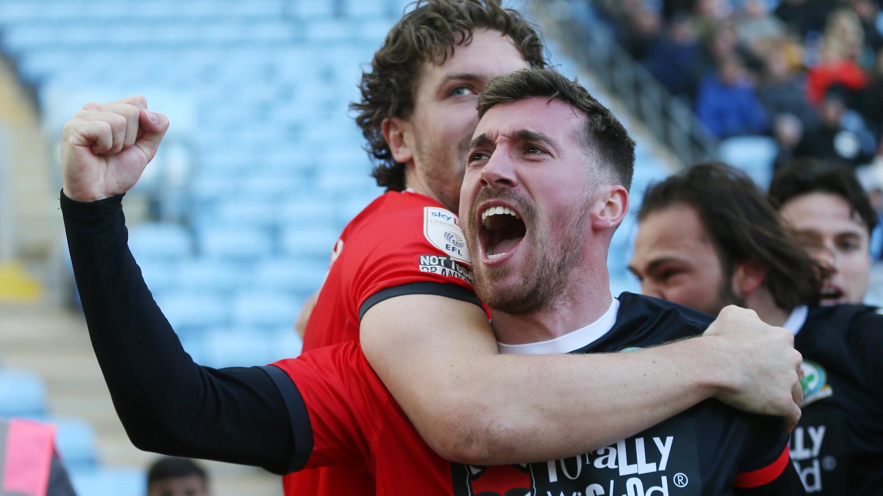 Joe Rothwell Khả Năng Điều Tiết Ở Trung Tuyến - Ngôi Sao Thầm Lặng của Đội Bóng Joe Rothwell Khả Năng Điều Tiết Ở Trung Tuyến - Ngôi Sao Thầm Lặng của Đội Bóng