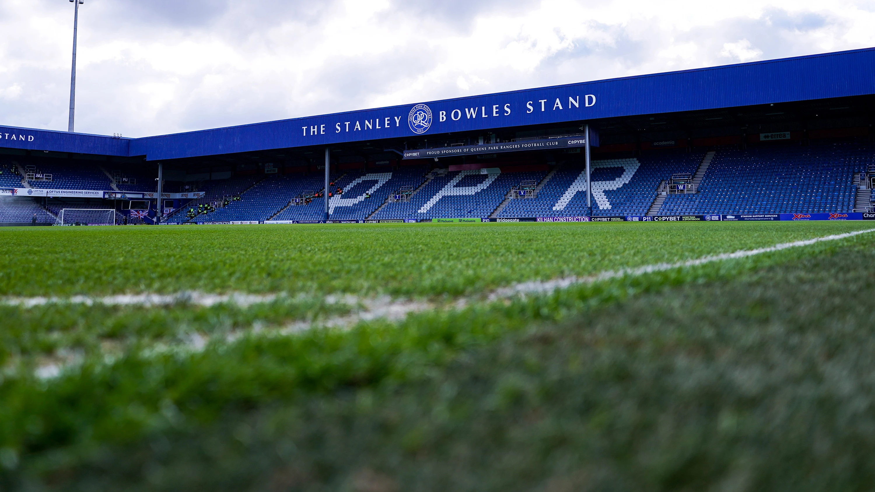 Loftus Road Stadium Wallpaper Residence 16 Loftus Road QPR loftus-road-stadium-wallpaper-residence-16-loftus-road-qpr