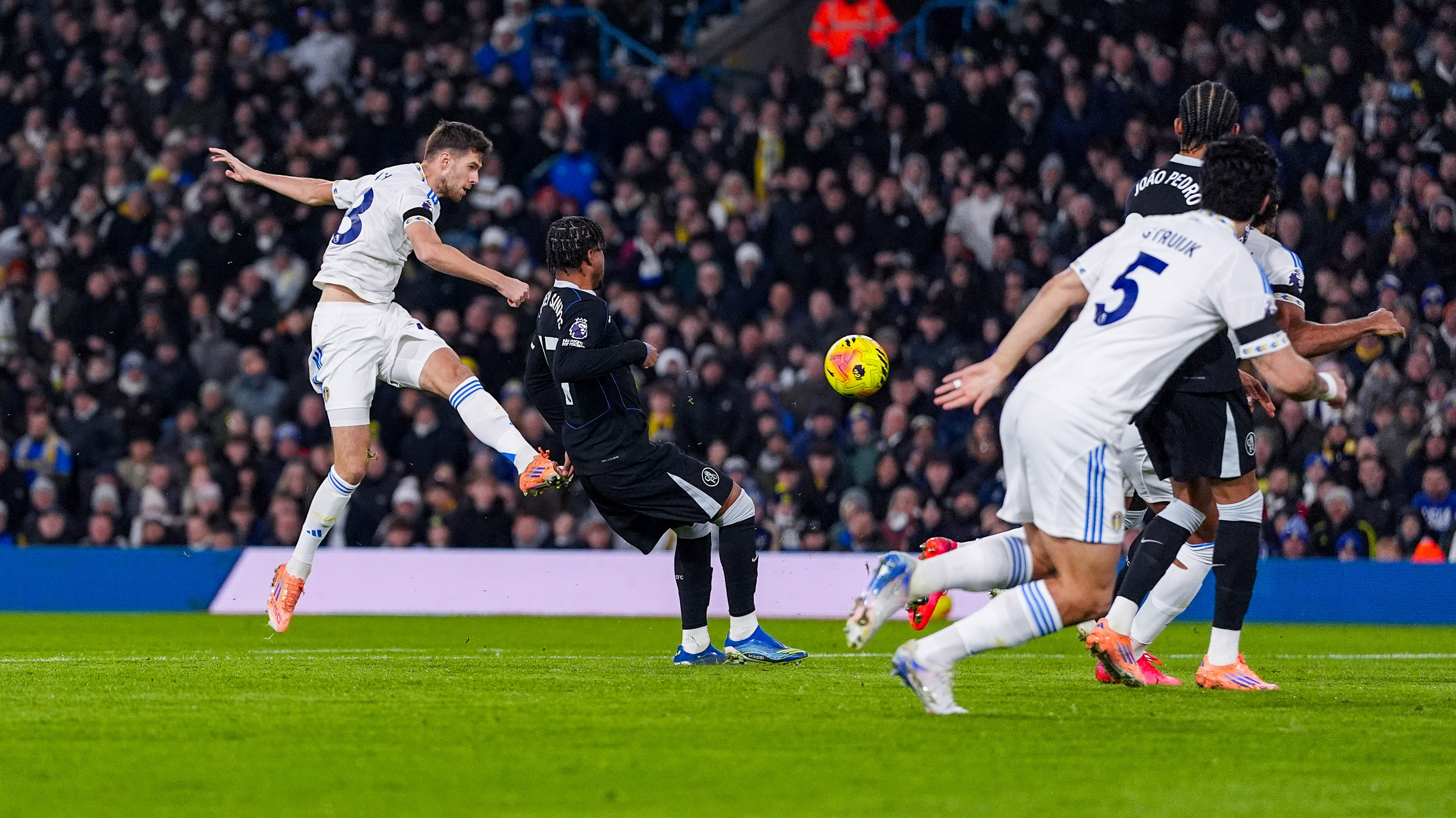 Report: Leeds United 3-1 Chelsea - Leeds United