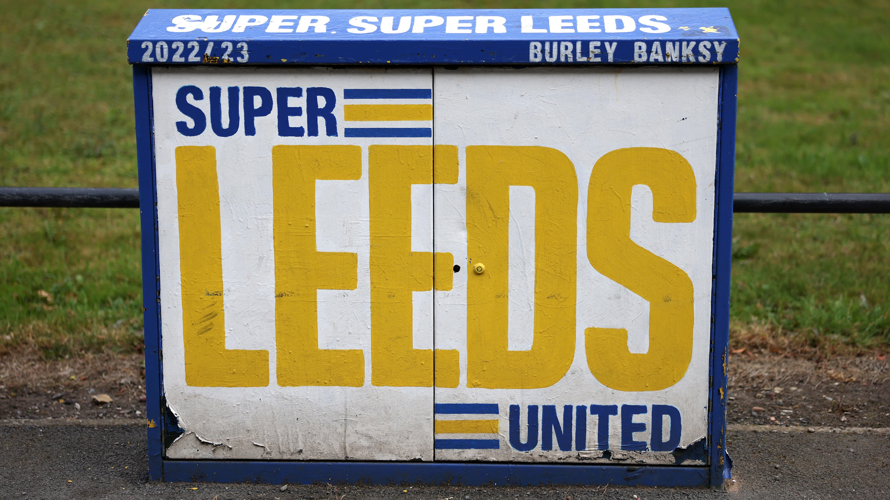 Super Leeds Box Burley Banksy