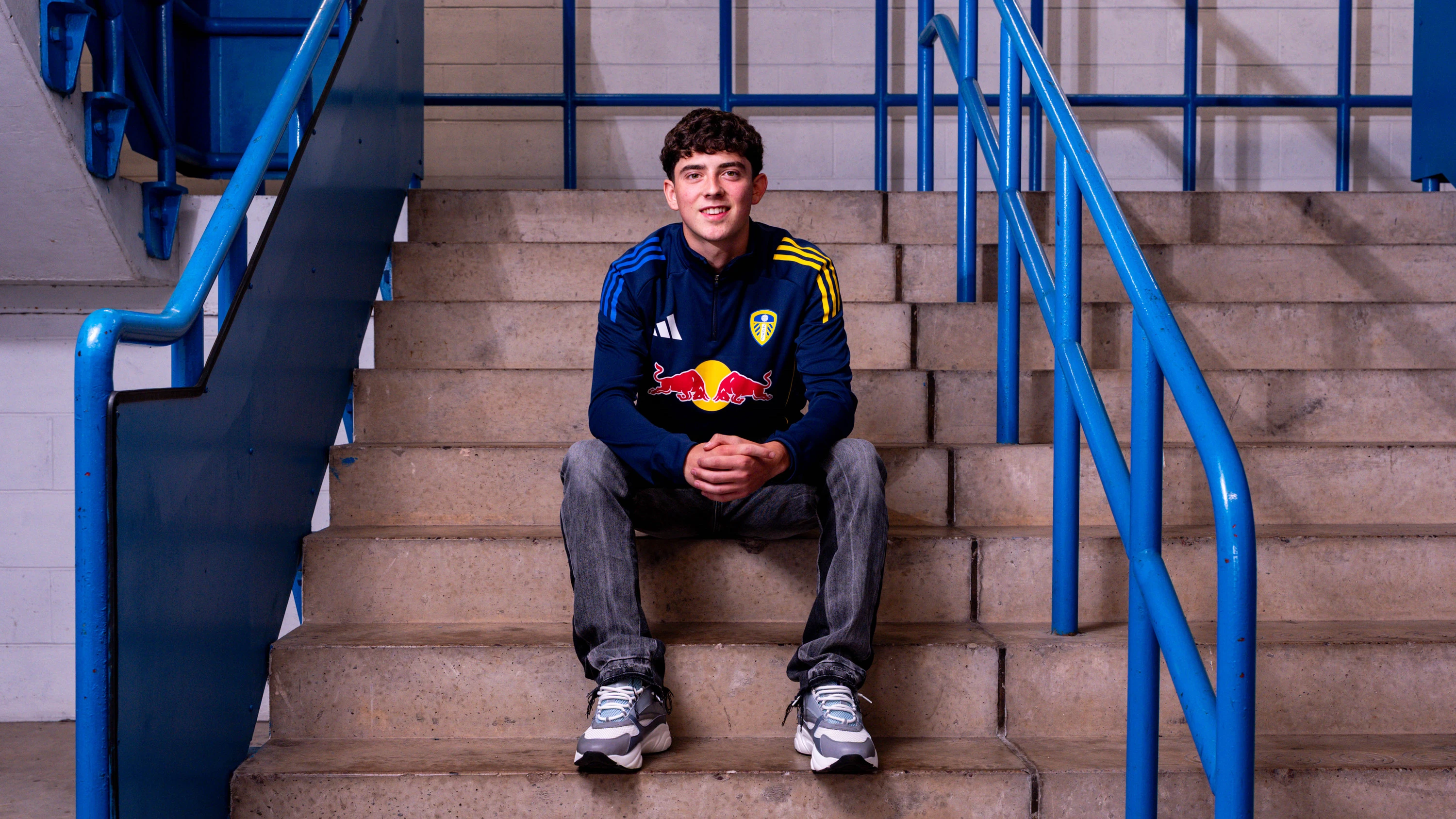 Ollie Pickles contract 4