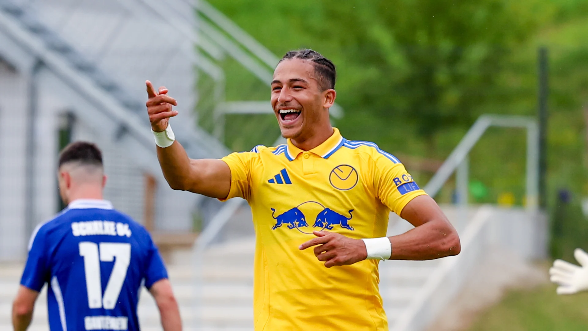 Leeds Defeat Schalke In Latest Friendly In Germany Leeds United leeds-defeat-schalke-in-latest-friendly-in-germany-leeds-united