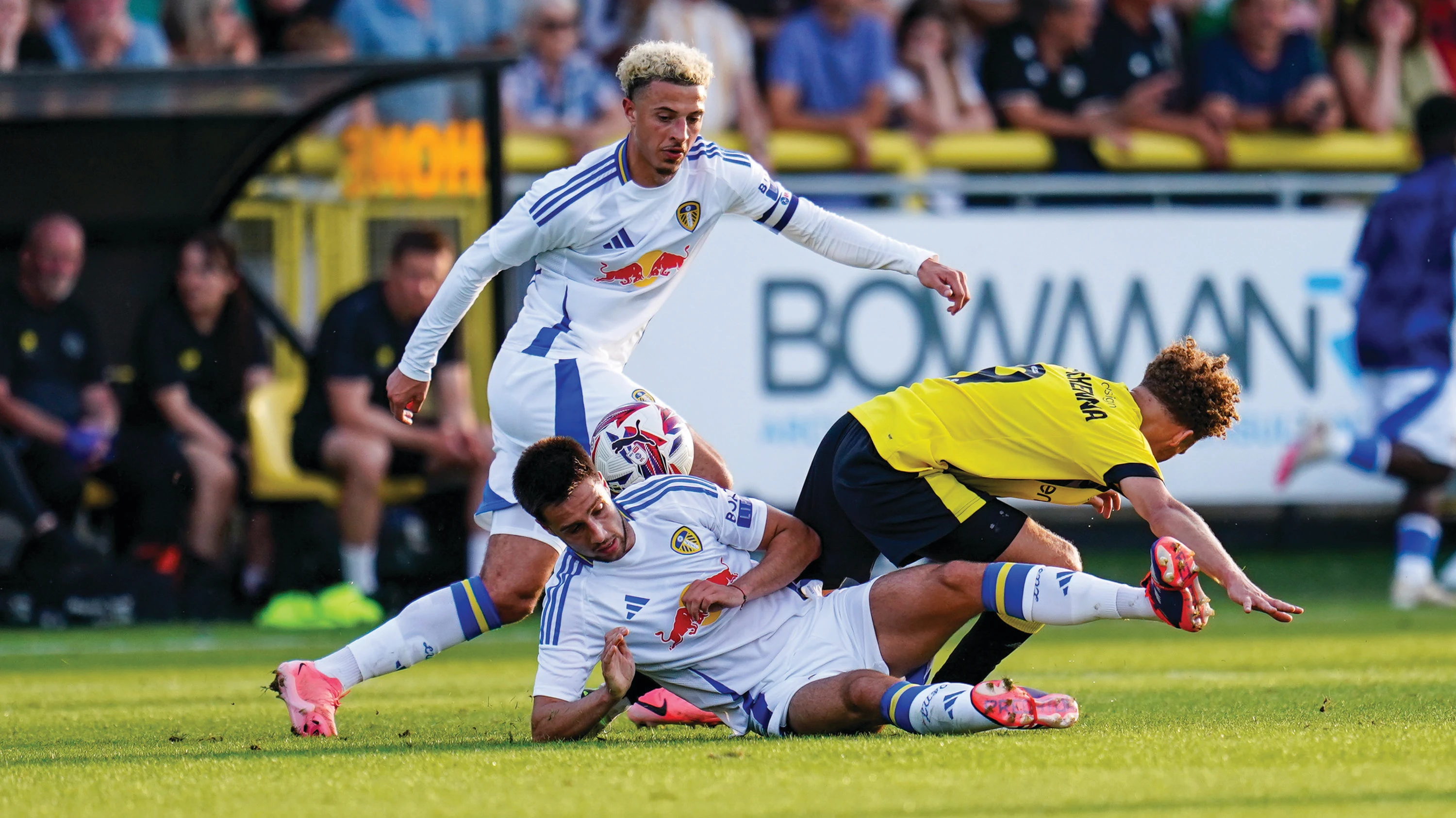 Leeds get pre-season off to winning start against Harrogate - Leeds United